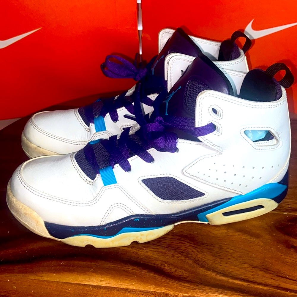 Jordan Boys Shoes 555472-105 White Size5.5y women size 7